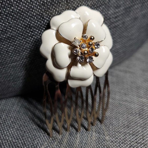 Hair Pin - Picture 1 of 5